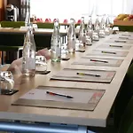 Отель Ibis Chateau-thierry 3*