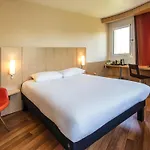 Ibis Chateau-thierry Отель
