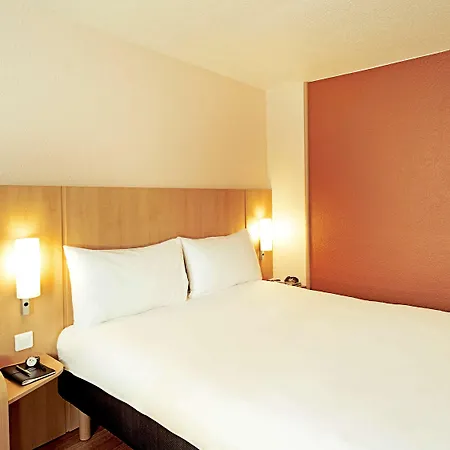 Ibis Chateau-thierry 3*