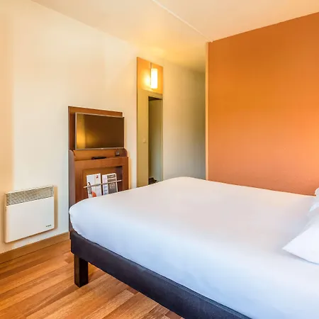 Ibis Chateau-thierry ホテル 3*