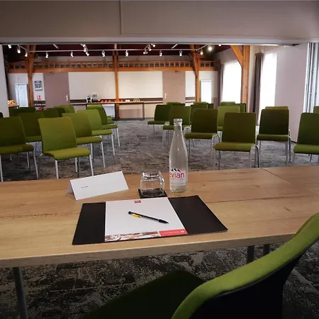 Ibis Chateau-thierry