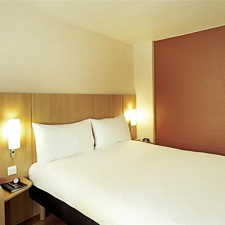 Ibis Chateau-thierry 马恩河畔埃索姆